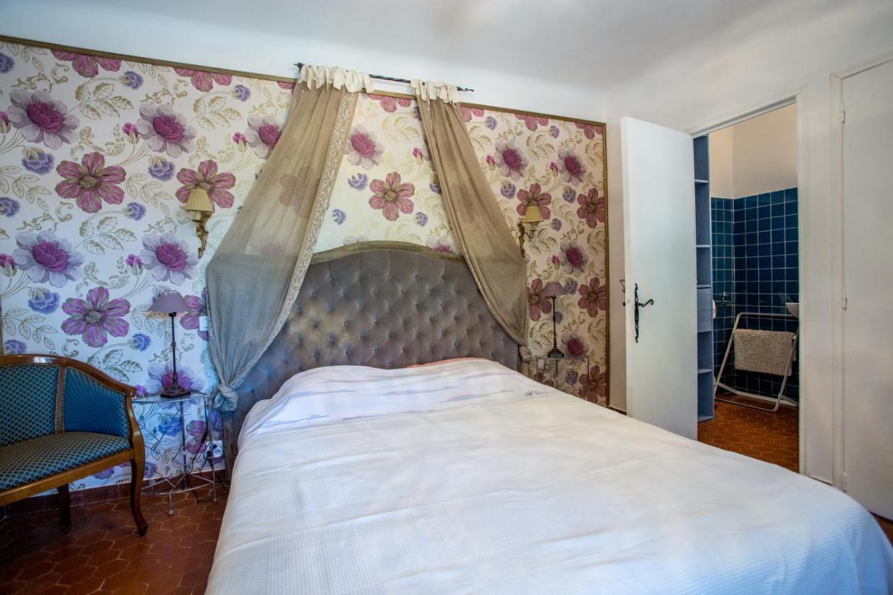 Domaine L'Helion Bed & Breakfast Taradeau Exterior photo